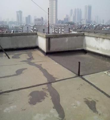 高新区漏水维修 楼顶漏水是什么原因，楼顶漏水维修方法是什么?
