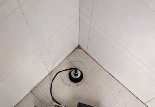 高新区卫生间漏水维修之 loft 夹层储藏室毗邻暗管渗水哪家好，推荐诚匠小爱修缮